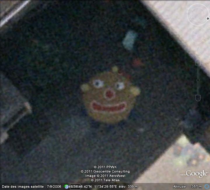 Les Smileys sur Google Earth - Page 2 Smile10