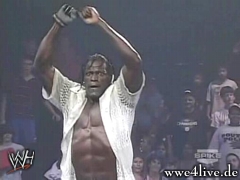R-Truth is here Killin12