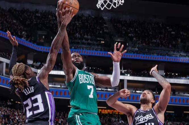 Post Game - Celtics at Kings - Wednesday, December 21 (W) Scree447