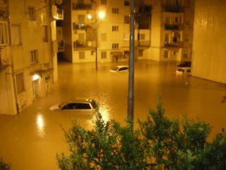 Meteo in tempo reale!!! - Pagina 27 31078010