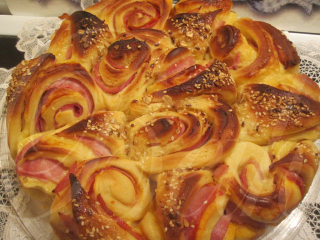 Brioche Garnie de Jambon et Fromage dans le Cooking Chef Topo130