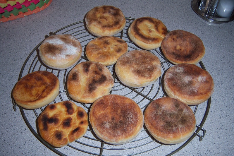 Concours de muffins anglais (petits pains moelleux) jusqu'au 15 juillet 2012 - Page 2 100_1515