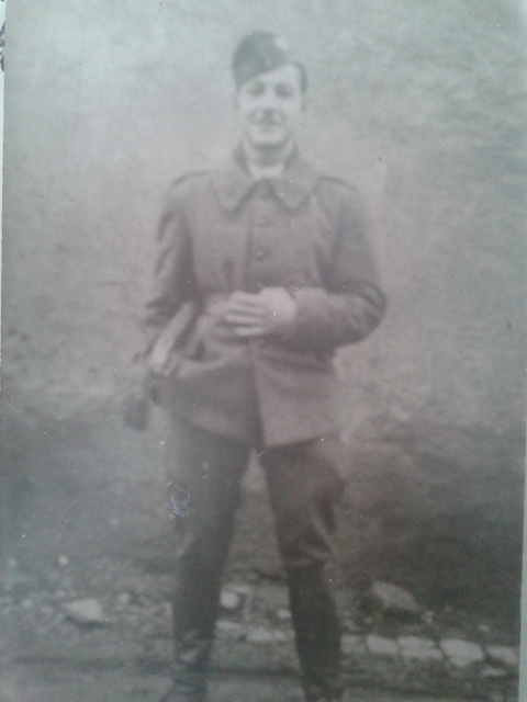 MON AUTRE GRAND PERE 2012-029