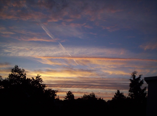 Le ciel va tomber sur notre tête ! - Page 12 101_0520