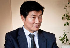 Lobsang Sangay "représente tous les Tibétains"  Pict_310