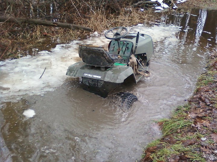 Photos of offroaders offroading! Monste11