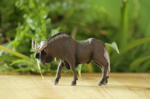 wildebeest figurine