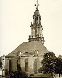 L'église de la Garnison de  Potsdam , sépulture des rois de Prusse Frédéric-Guillaume 1er et Frédéric II jusqu'en 1943 16_19110