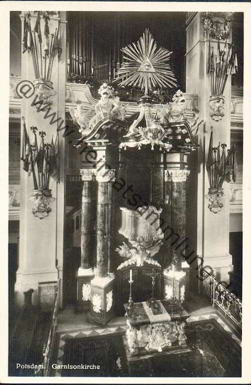 L'église de la Garnison de  Potsdam , sépulture des rois de Prusse Frédéric-Guillaume 1er et Frédéric II jusqu'en 1943 2310