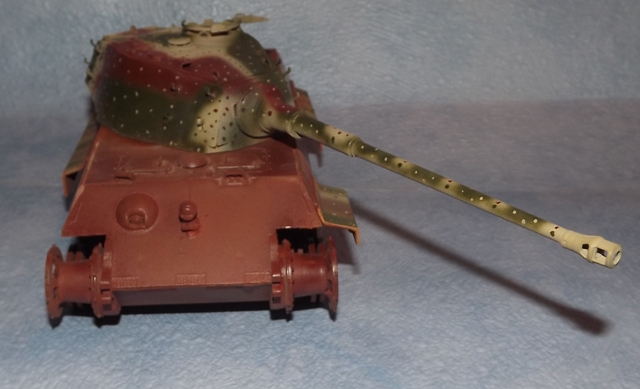 Diorama en cours    Berlin 1945 - Tigre II. Dscf3612