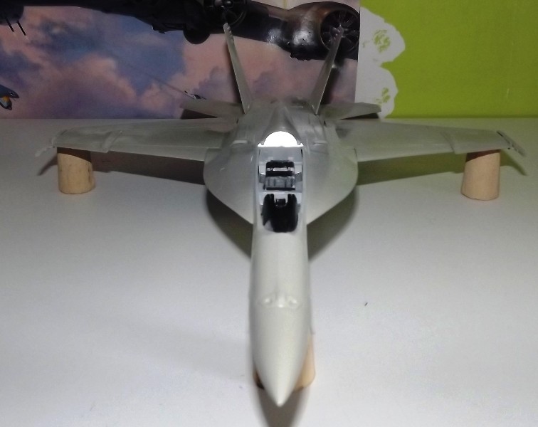 [italeri] 1/48 - Boeing F/A-18F Super Hornet  F-18_a11