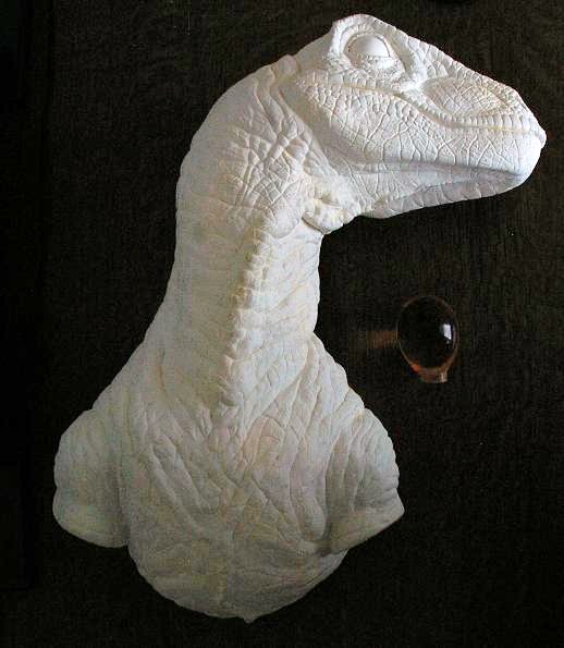 Buste résine " Vélociraptor " de Jurassic parc . 11240010