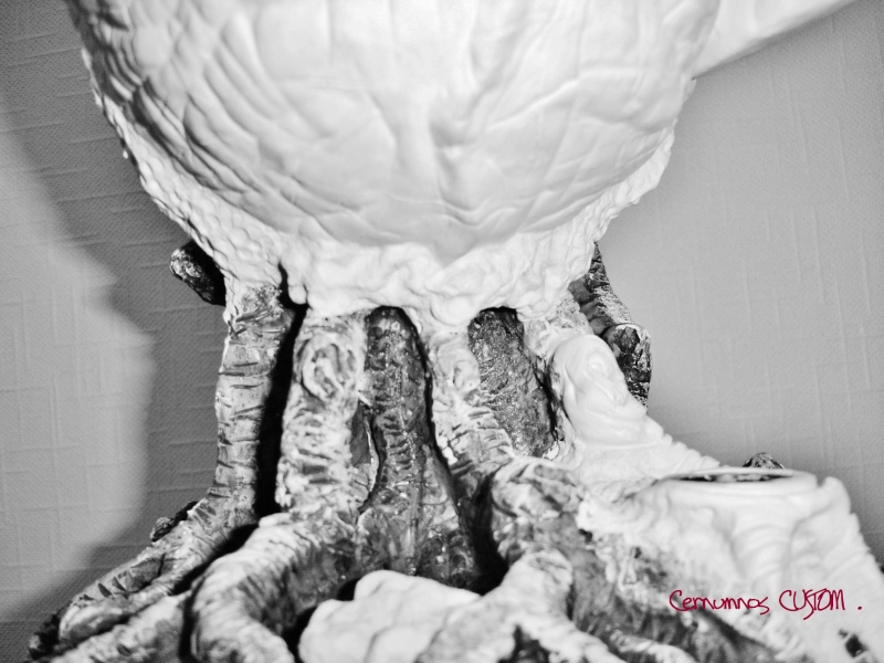 Buste résine " Vélociraptor " de Jurassic parc . Dsc01924