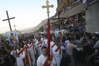 De mars à août 2011, 93,000 Coptes ont quitté l'Égypte ! Coptes10