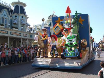 La magie Disney en Parade! Char_t10