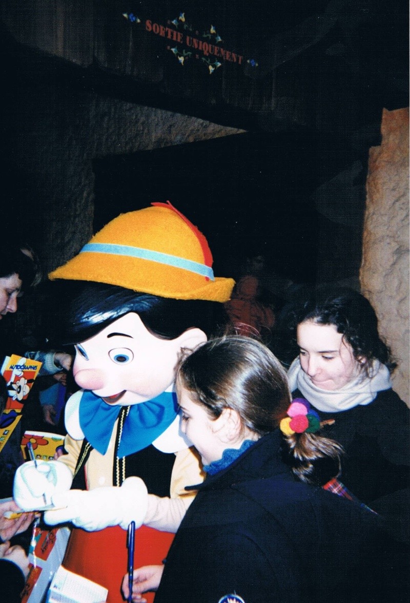 Photos de Disneyland + ou - anciennes 1993_111