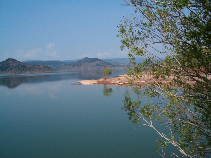 Le lac du Salagou Hpim2010
