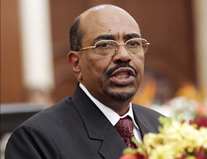 البشير يعين أول نائب للرئيس من إقليم دارفور 1_201120