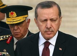 رئيس الوزراء التركي فى زيارة للقاهرة لتعزيز العلاقات 4243310