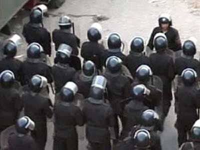 إحتجاجات لجنود من الأمن المركزى أمام قسم الدخيلة بمحافظة الإسكندرية 5pft9810