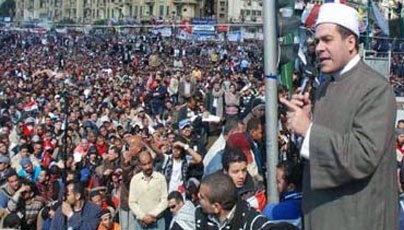فيديو: خطبة الجمعة من ميدان التحرير للشيخ "مظهر شاهين" فى جمعة الإرادة الشعبية Mazher10