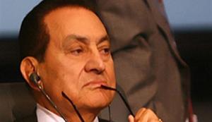 قاضى محاكمة مبارك: على المصريين التحلى بالهدوء وعدم السؤال عن محاكمته Mubara12
