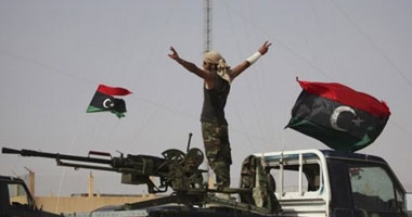 إنسحاب القوات التابعة للمجلس الإنتقالى الليبى من مدينة "بنى وليد" S9201128