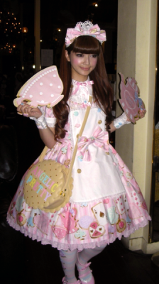 Images de Lolitas ou Gyaru que vous aimez!! Gra1_110