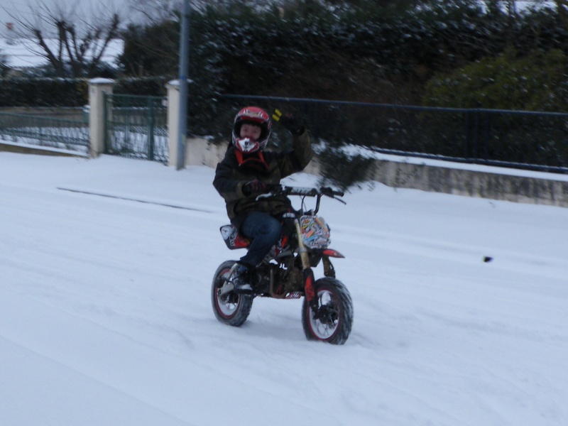  moto quand il a neige  Dscf4912