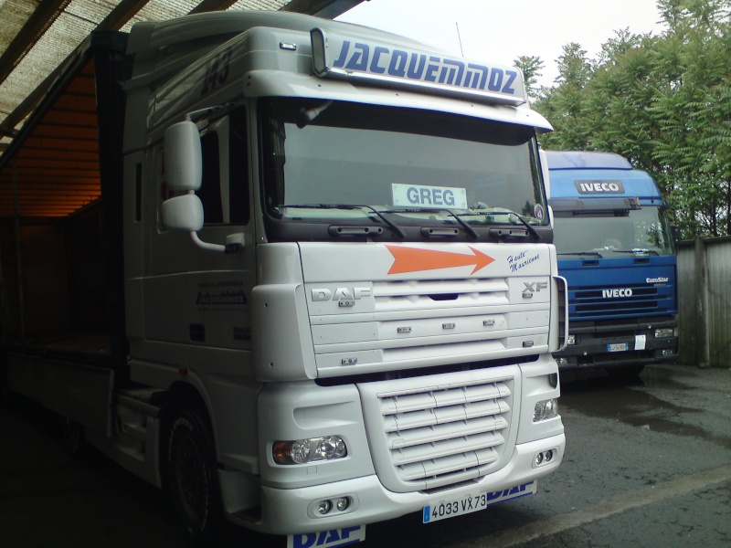 Nouveau tracteur de Greg des trps Jacquemmoz "DAF XF105-460" Dsc00614