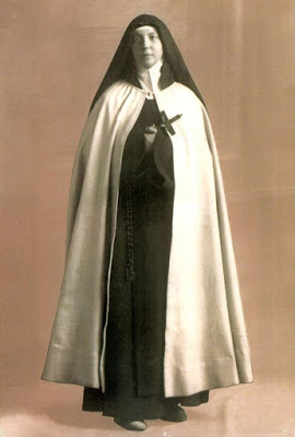 12 avril : Ste Teresa de Los Andes (Jeanne Fernandez Solar) Santa210