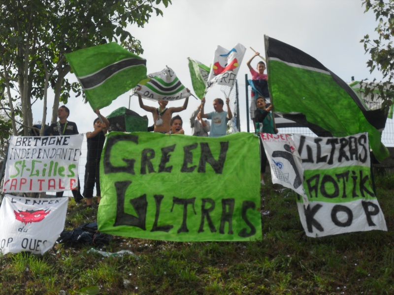Green Ultras 2010 Gavres11