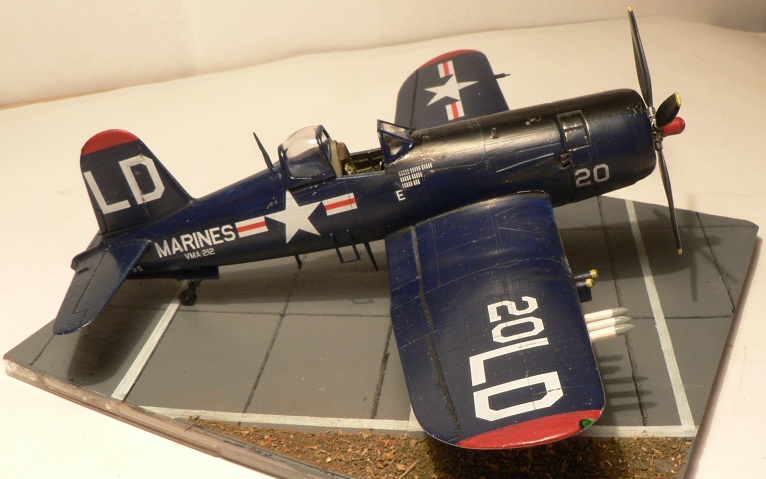 F-4-AU-5 Corsair [Revell] Corsai15
