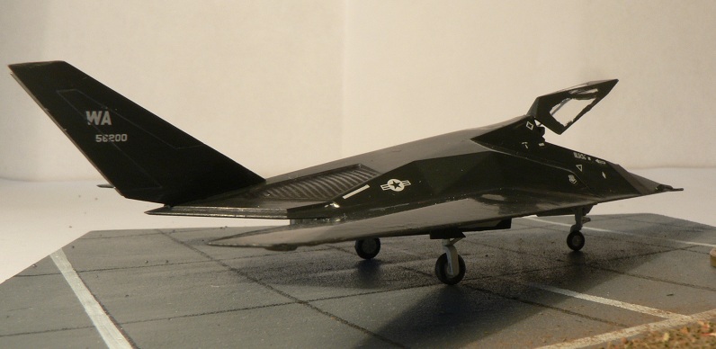 F-117 Stealth [ Revell 1/144] F-117-12