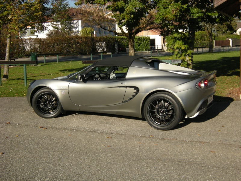 Mickey1969 Lotus Elise 111R - Page 3 Dscn1017