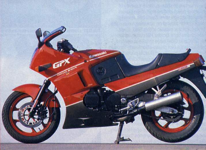 	Kawasaki GPX 600 146