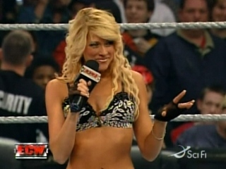 Kelly Kelly want a match. 06110