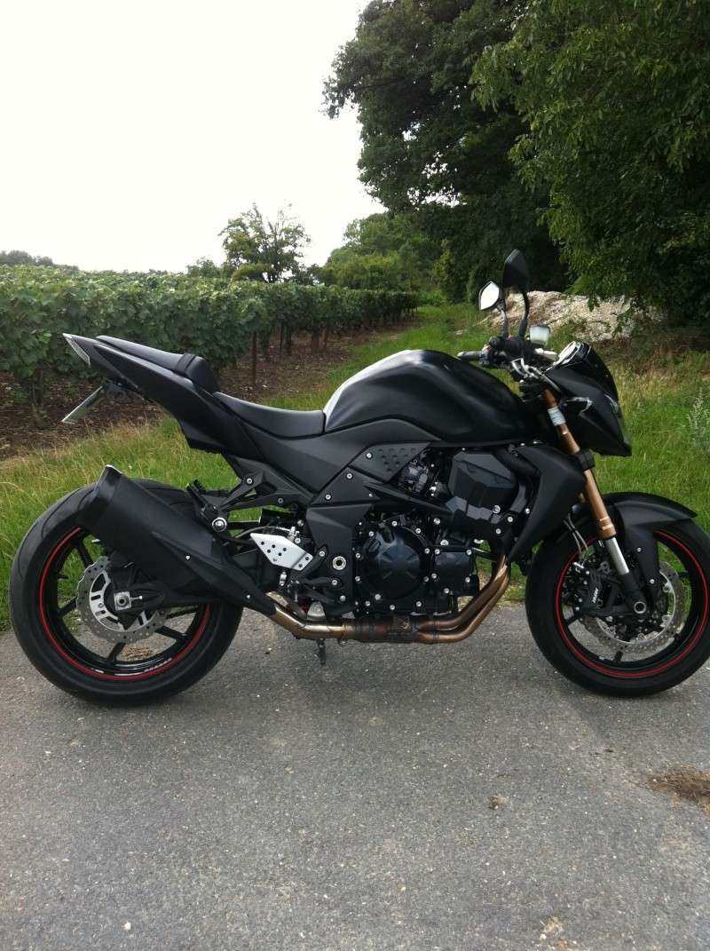 PETITES ANNONCES :A vendre Kawazaki Z 750 R 2011 Img_0410