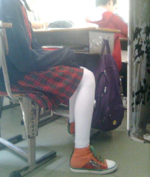 班上的白色连裤袜！！！！ Cutesm12