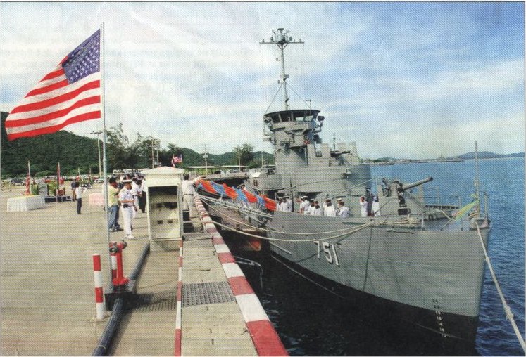 Marine thaïlandaise  - Page 2 3_nakh10