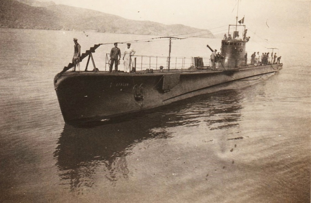 Les sous marins italiens de la seconde guerre mondiale - Page 5 Aradam10