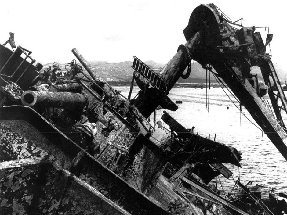 Le 7 décembre 1941,le Japon attaque Pearl Harbor - Page 6 Bb37_o16