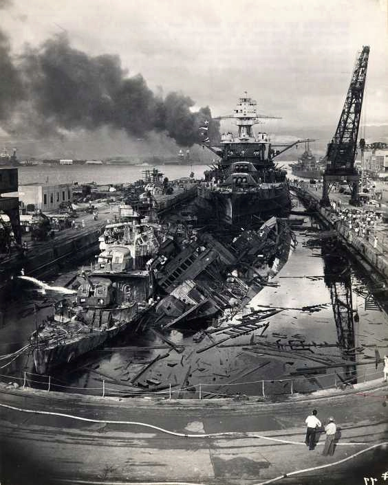 Le 7 décembre 1941,le Japon attaque Pearl Harbor - Page 6 Cassin11