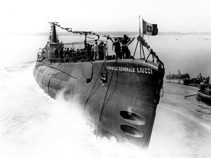 Les sous marins italiens de la seconde guerre mondiale - Page 2 Consol10