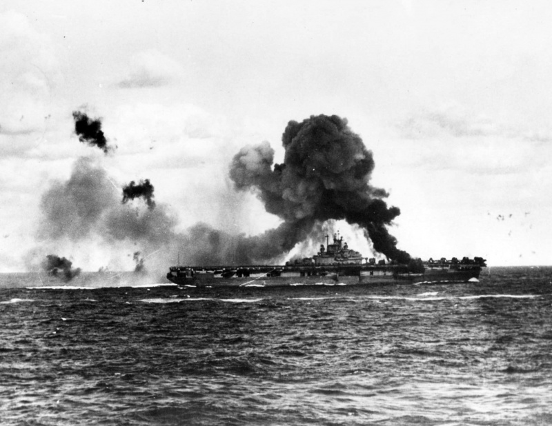 Les Kamikazes japonais attaquent  Cv11_i11