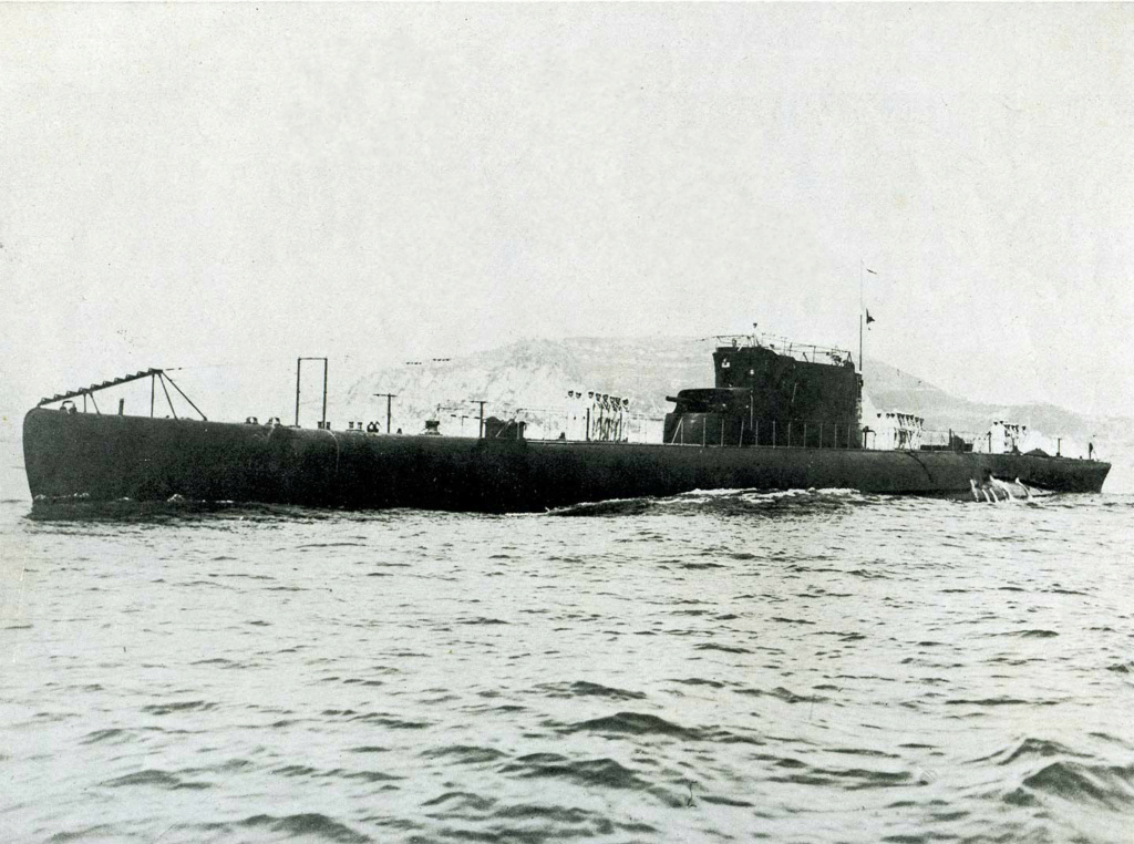 Les sous marins italiens de la seconde guerre mondiale Domeni10