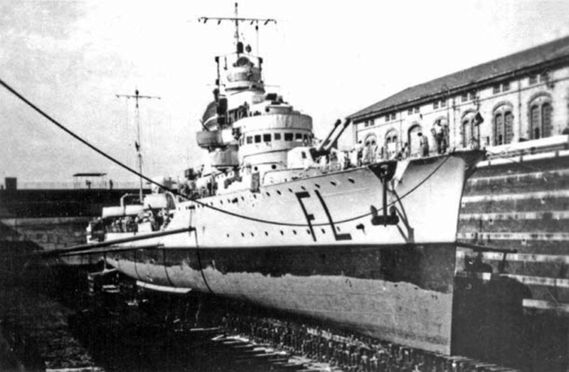 Destroyers italiens (Cacciatorpedinière) - Page 3 Fulmin11