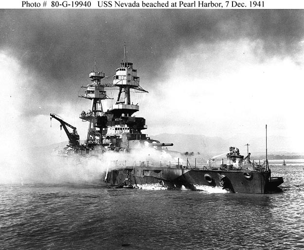Le 7 décembre 1941,le Japon attaque Pearl Harbor - Page 6 Nevada10