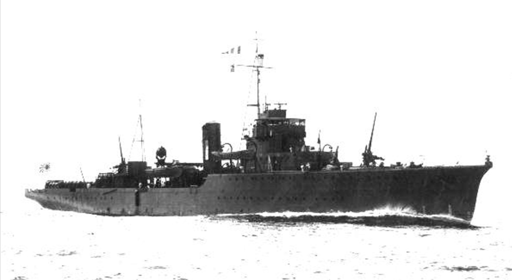 Navires de la guerre des mines et auxiliaires japonais  Yaeyam11