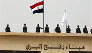 السلطات المصرية تبدأ بفتح "معبر رفح" لإستقبال حجاج فلسطين Rafah_10